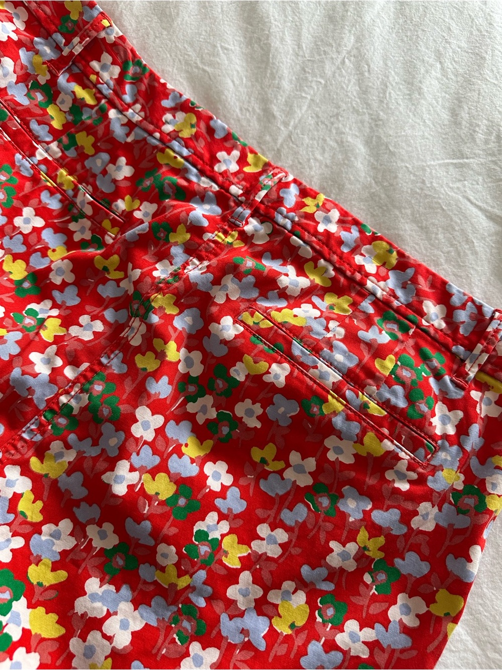 Talbots Red Floral Print Bermuda Shorts, size 14 - Picture 4 of 11